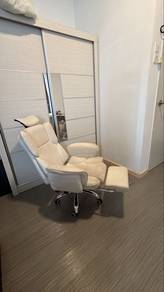 comfy chair