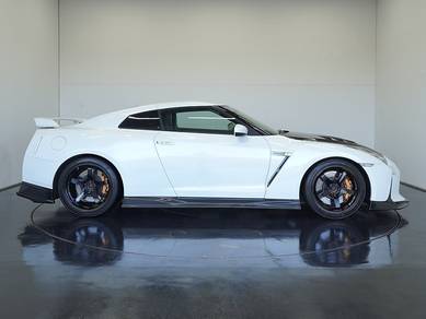 Nissan GTR R35 Top Secret Side Skirt Lip Carbon