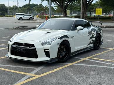 Nissan GTR BLACK EDITION in Klang, SGR