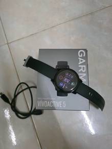 Garmin Vivoactive 5