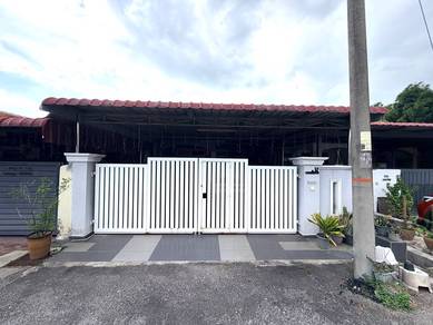 1-storey Terraced House For Sale in Banting,SGR