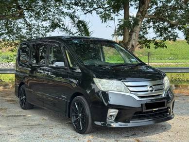2013 Nissan Serena S-HYBRID HIGHWAY STAR (CBU)