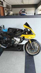 Yamaha YZF-R1M