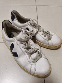 Veja Sneakers