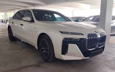 BMW 750i 50e xDRIVE PURE EXCELLENCE in Johor Bahru, JHR