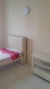 Condominium For Rent in Putra Place