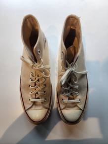 Kasut Converse