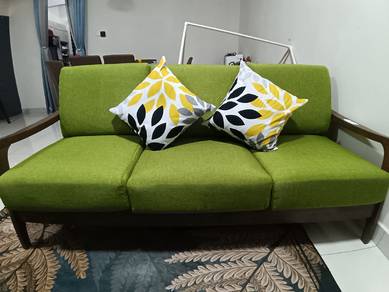 sofa untuk dijual