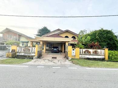 Bungalow House For Sale in Chukai,TRG