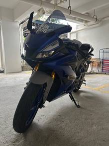 Yamaha R15