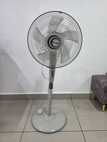 Dijual Kipas Berdiri ELBA 16"