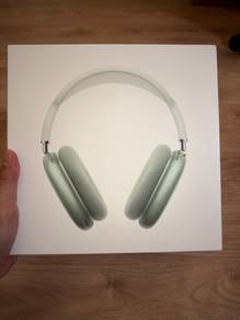 Apple AirPods Max Green with Smart Case