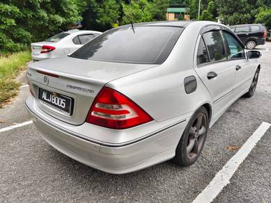 Mercedes Benz C230 230 K AVANTGARDE (CKD) in Bukit Mertajam, PNG