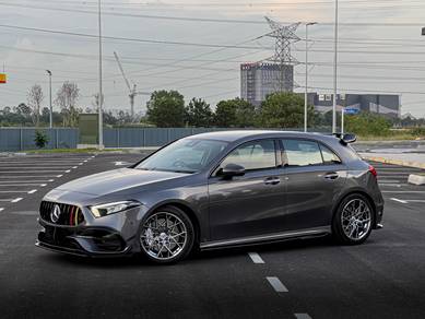 Mercedes Benz A250 250 AMG LINE in Shah Alam, SGR
