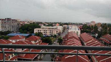 Apartment For Rent in Tanjung Permai De Centro