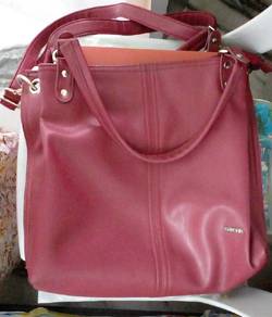 Handbag Sembonia