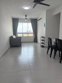 Apartment For Rent in Centrio Avenue