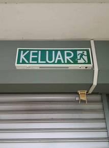 keluar Signage