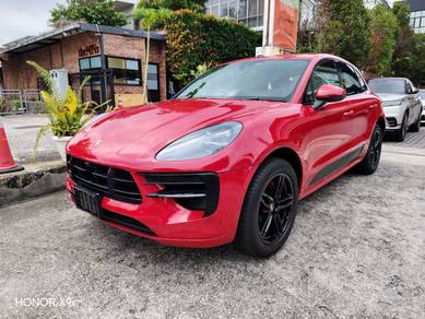 2021 Porsche Macan Turbo TURBO