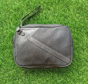 Givenchy Original leather clutch bag
