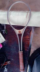 Reket Tennis