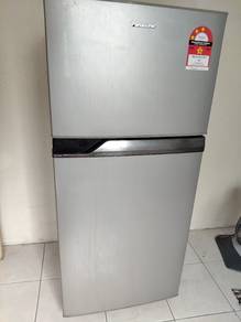 peti sejuk 2 pintu