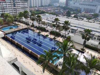 Condominium For Rent in Zenith Residences