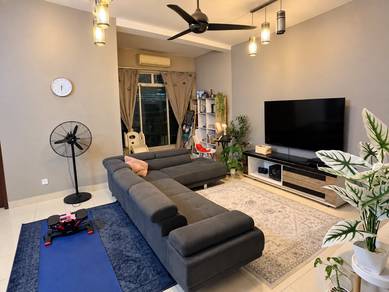 Condominium For Sale in Villa Park