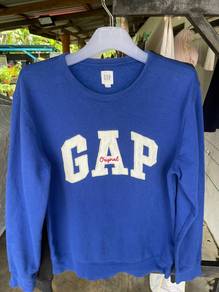gap sweatshirt