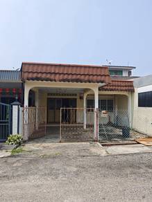 1-storey Terraced House For Sale in Ujong Pasir,MLK