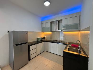 Condominium For Rent in Gold Coast