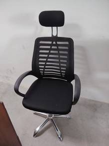 Chair with Arm Rest