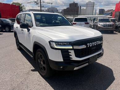 Toyota Land Cruiser GR SPORT in Kuching, SWK