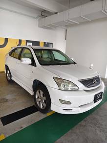 Toyota Harrier 240G in Kuchai Lama, KUL
