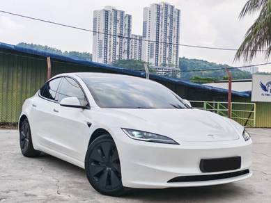 Tesla Model 3 LONG RANGE AWD (ENHANCED AUTOPILOT) in Cheras, SGR