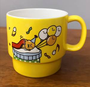 Darlie Gudetama mug yellow