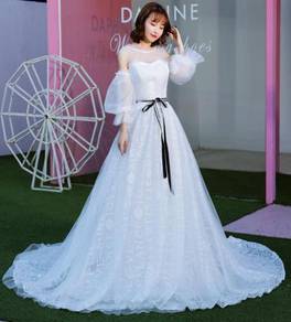 White wedding prom dress gown photoshoot RB0491
