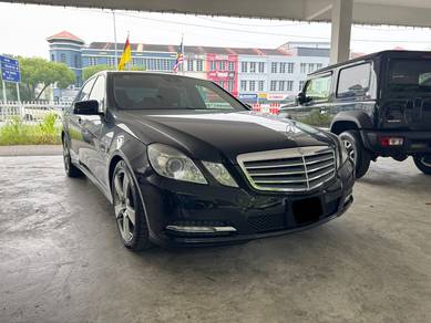 Mercedes Benz E250 250 CGI BlueEFCY AVNTGRDE(CBU) in Kuching, SWK