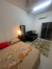 Condominium For Rent in Canopy Hills