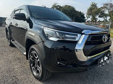 Toyota Hilux DOUBLE CAB 2.4V (AT) 4X4 in Melaka Tengah, MLK