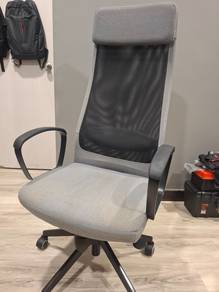 MARKUS Office Chair tip-top
