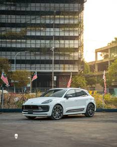 2024 Porsche Macan -