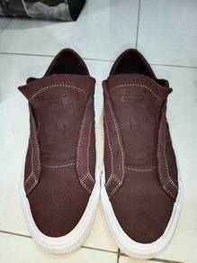 converse casual shoe