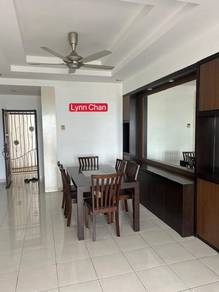 Condominium For Rent in Regency Heights