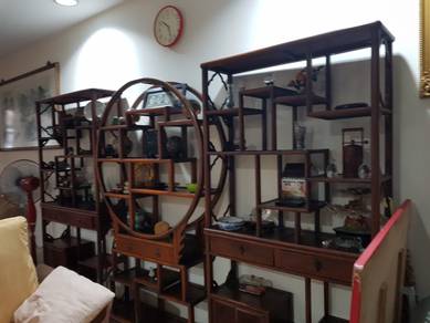 antique display shelving