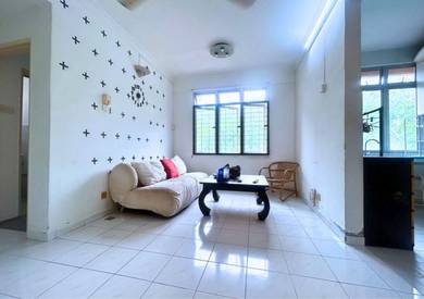 Condominium For Sale in Azuria