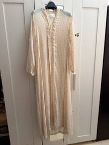 Maslea Long Kebaya