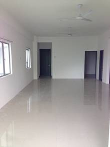 Condominium For Rent in Mahkota Garden