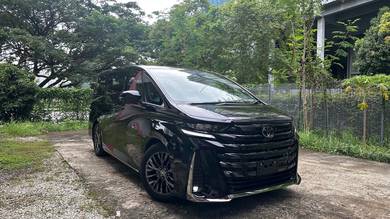 Toyota Vellfire Z PREMIER in Desa Petaling, KUL