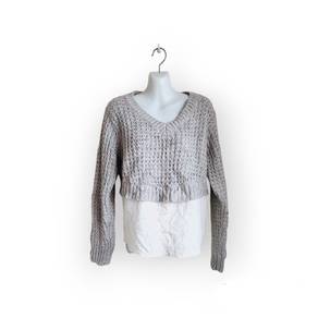 Emoda crochet knitwear with extender.